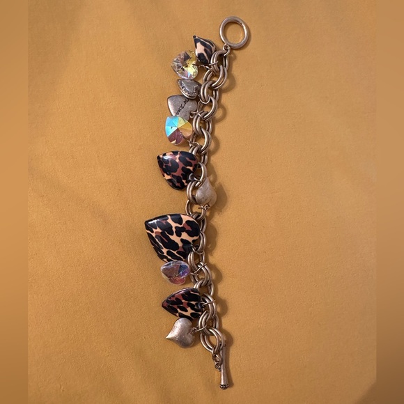 ⭐️3/$20 Betsy Johnson charm bracelet - Picture 3 of 4